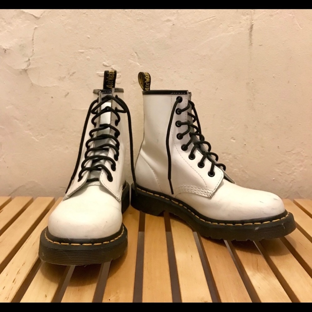 Dr Martens (Women's US size 7)